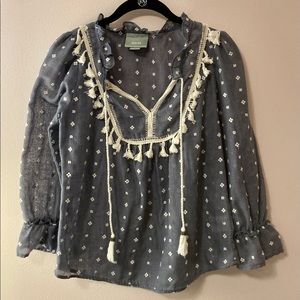 Maeve Sawyer top